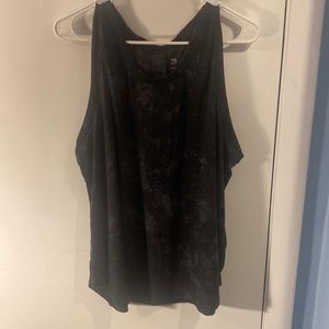 All in motion size XXL tie-die workout top